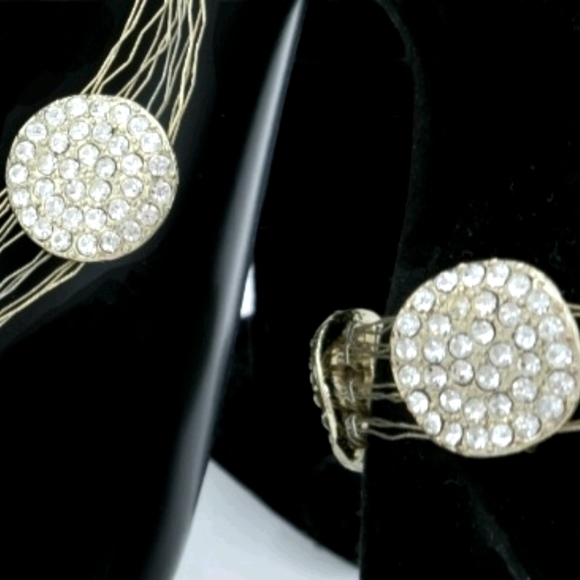 🔴 Silver Thread Rhinestone Demi-parure - Picture 7 of 16